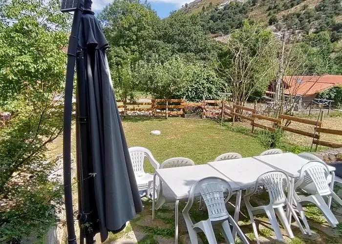 בית נופש La Torre De Cubillas *